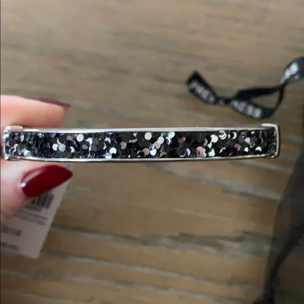 Express bracelet